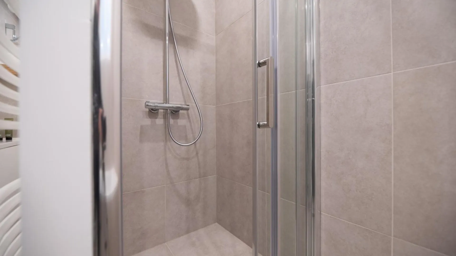 Appartamento Cia - Temple Charming & Comfy Flat In Marias Parigi Francia